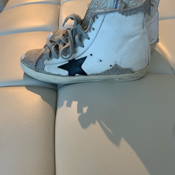 Golden Goose Sneakers - Picture 2 of 7